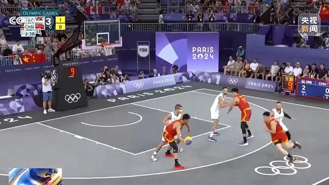 意媒：尤文加入弗罗霍尔特争夺战，与波尔图的良好关系是优势（意媒：尤文竞逐弗罗霍尔特，得益于与波尔图的良好关系）